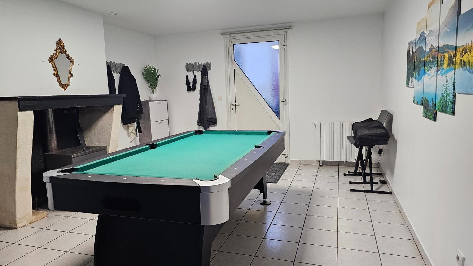 Bed To Rent - Maison Calme Avec Jacuzzi Sous Supplement Burdeos Exterior foto