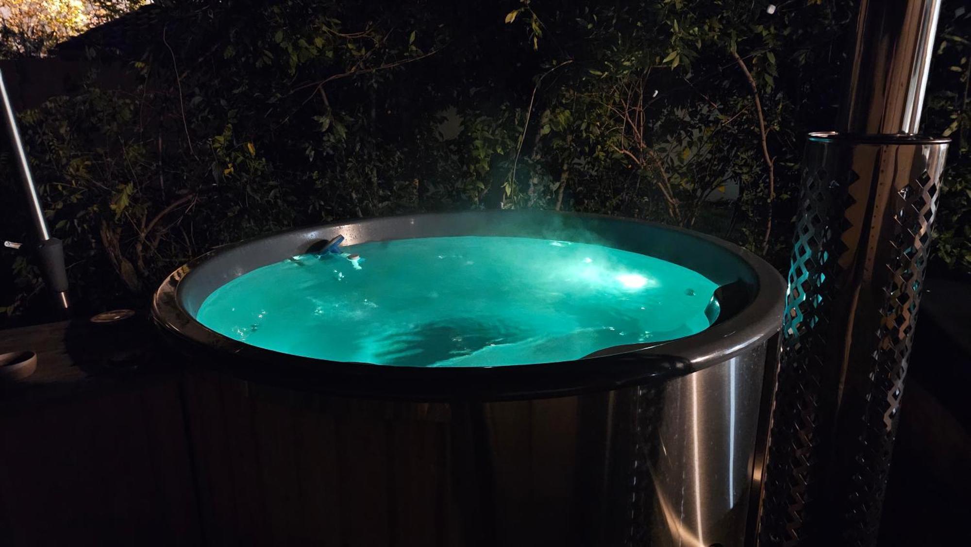 Bed To Rent - Maison Calme Avec Jacuzzi Sous Supplement Burdeos Exterior foto